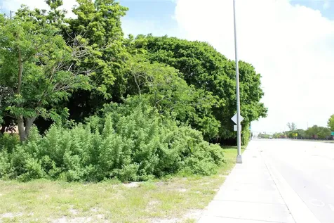 583 S Dixie Highway Deerfield Beach FL 33441