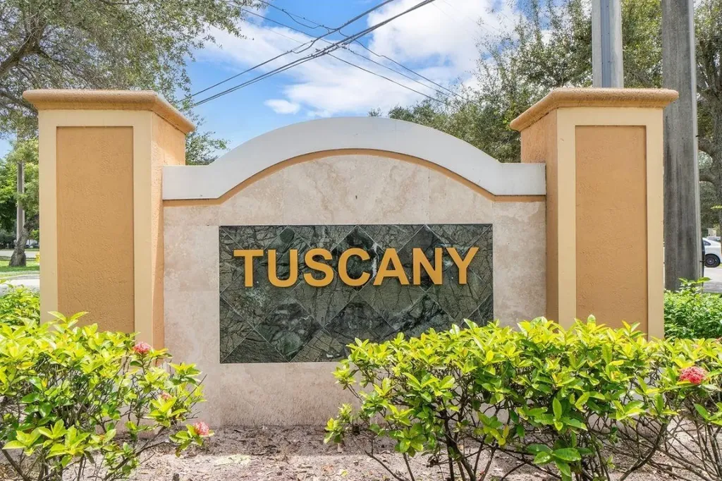 5743 Tuscany Terrace Tamarac FL 33321