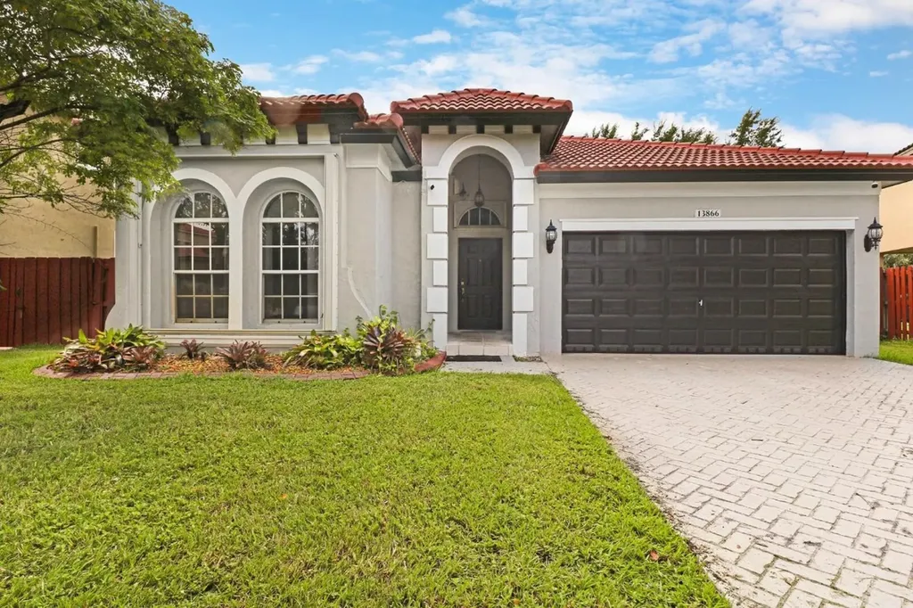13866 SW 52nd Street Miramar FL 33027