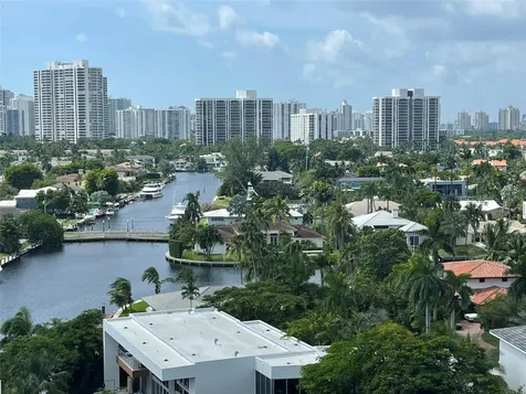 401 Golden Isle Drive Hallandale Beach FL 33009