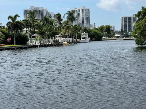 401 Golden Isle Drive Hallandale Beach FL 33009