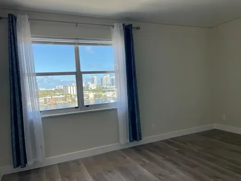 401 Golden Isle Drive Hallandale Beach FL 33009