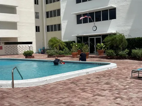 401 Golden Isle Drive Hallandale Beach FL 33009