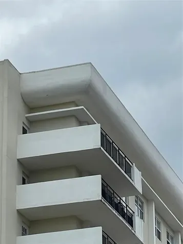 401 Golden Isle Drive Hallandale Beach FL 33009