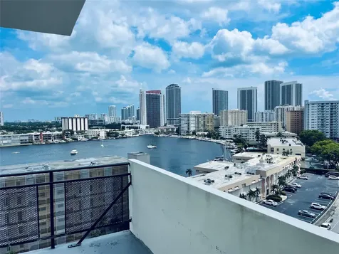 401 Golden Isle Drive Hallandale Beach FL 33009