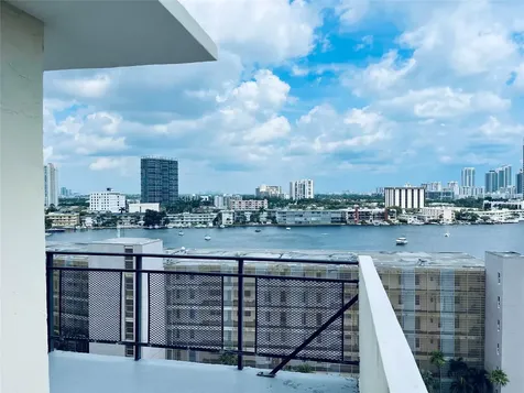 401 Golden Isle Drive Hallandale Beach FL 33009