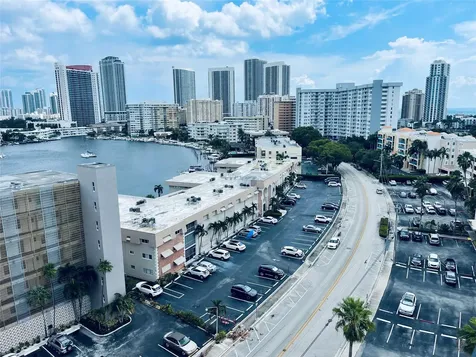 401 Golden Isle Drive Hallandale Beach FL 33009