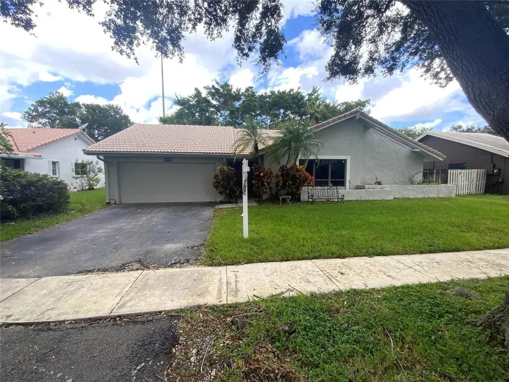 10209 NW 7th Court Plantation FL 33324