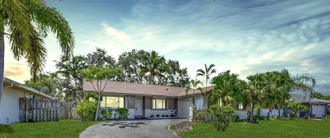 3181 NW 94th Way Sunrise FL 33351