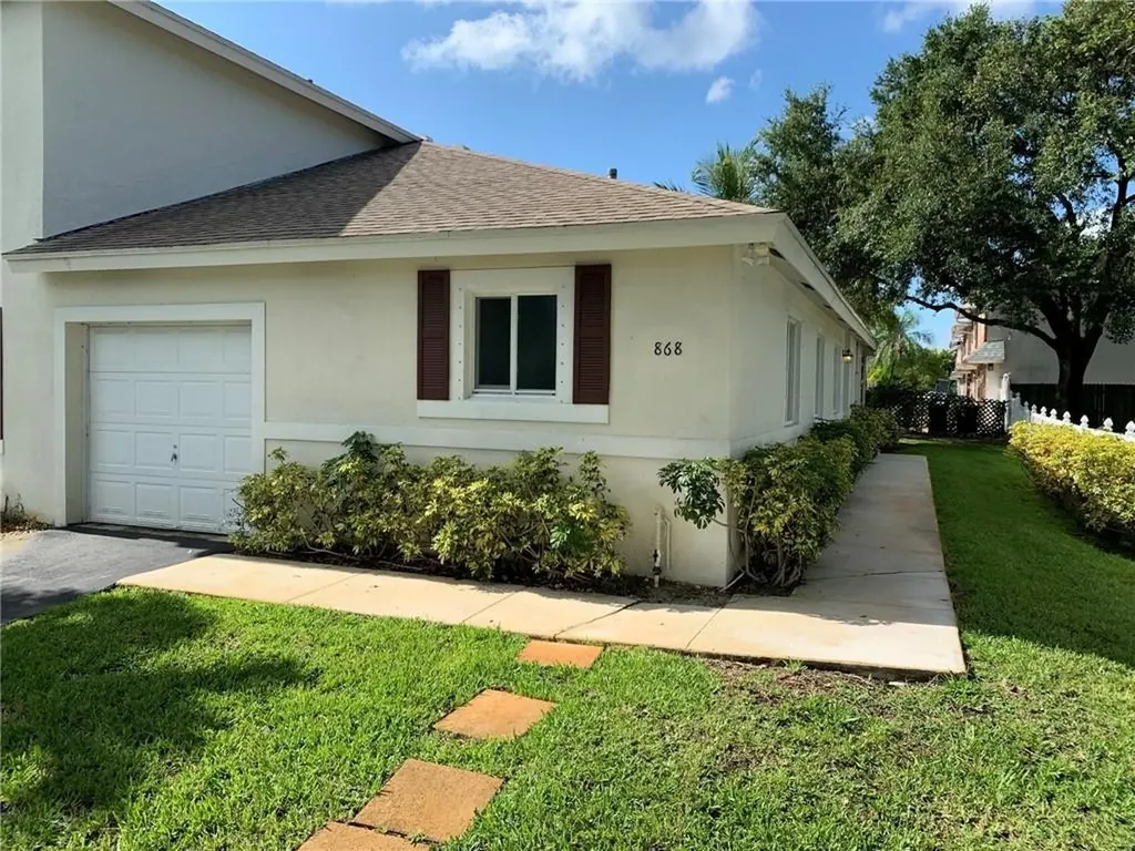 868 NW 42nd Place Deerfield Beach FL 33064