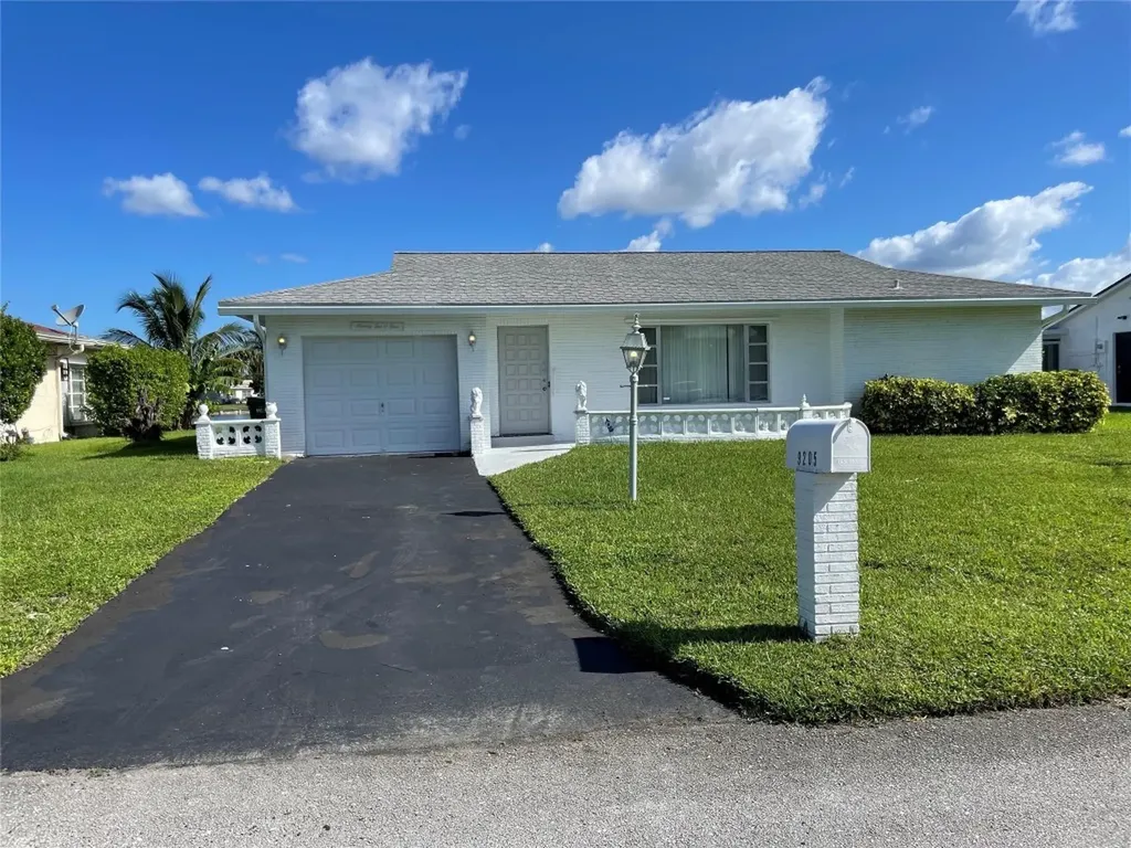 9205 NW 73rd Street Tamarac FL 33321