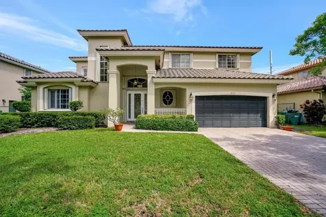 2835 Poinciana Circle Hollywood FL 33026