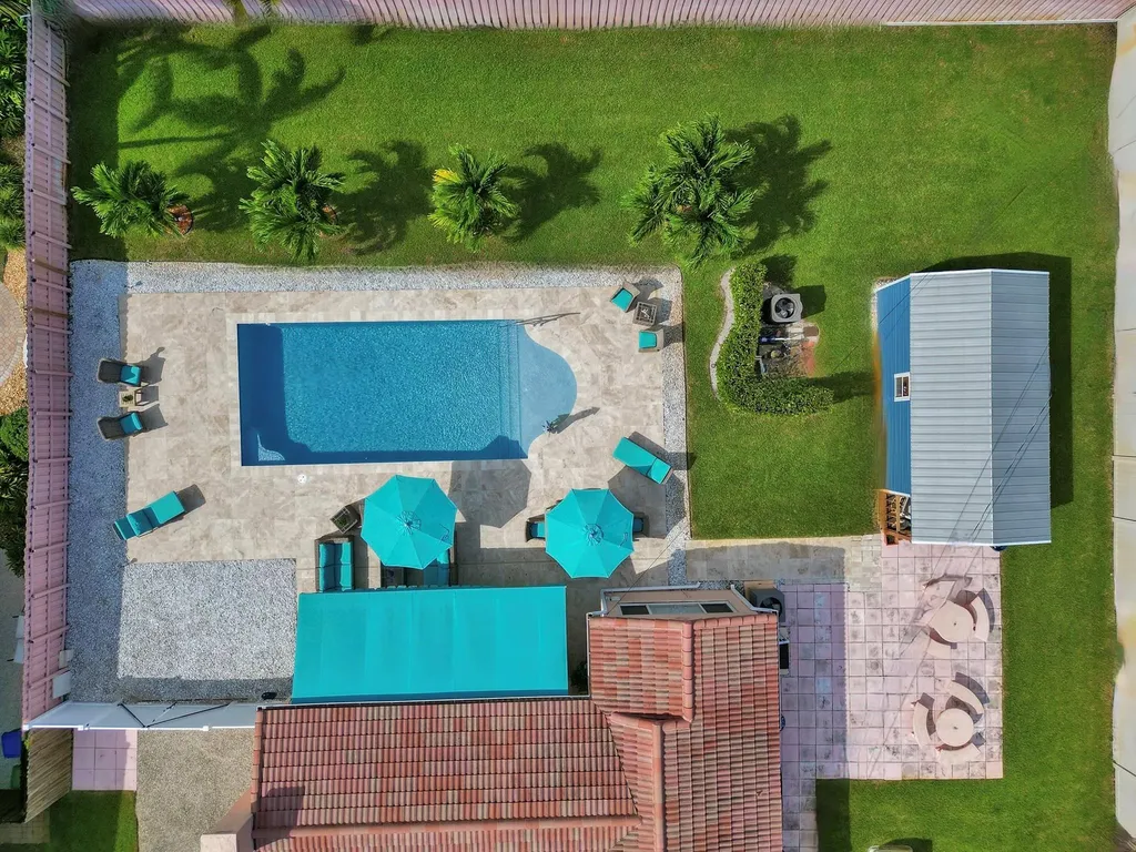 325 NE 23rd Street Wilton Manors FL 33305