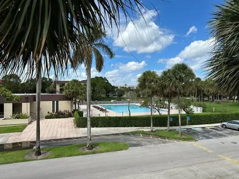 3121 NW 47th Terrace Lauderdale Lakes FL 33319