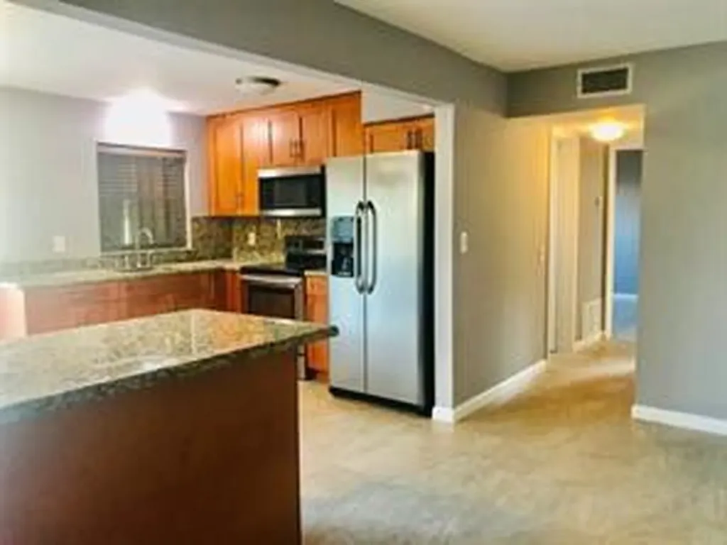 1449 N 14 Hollywood FL 33020