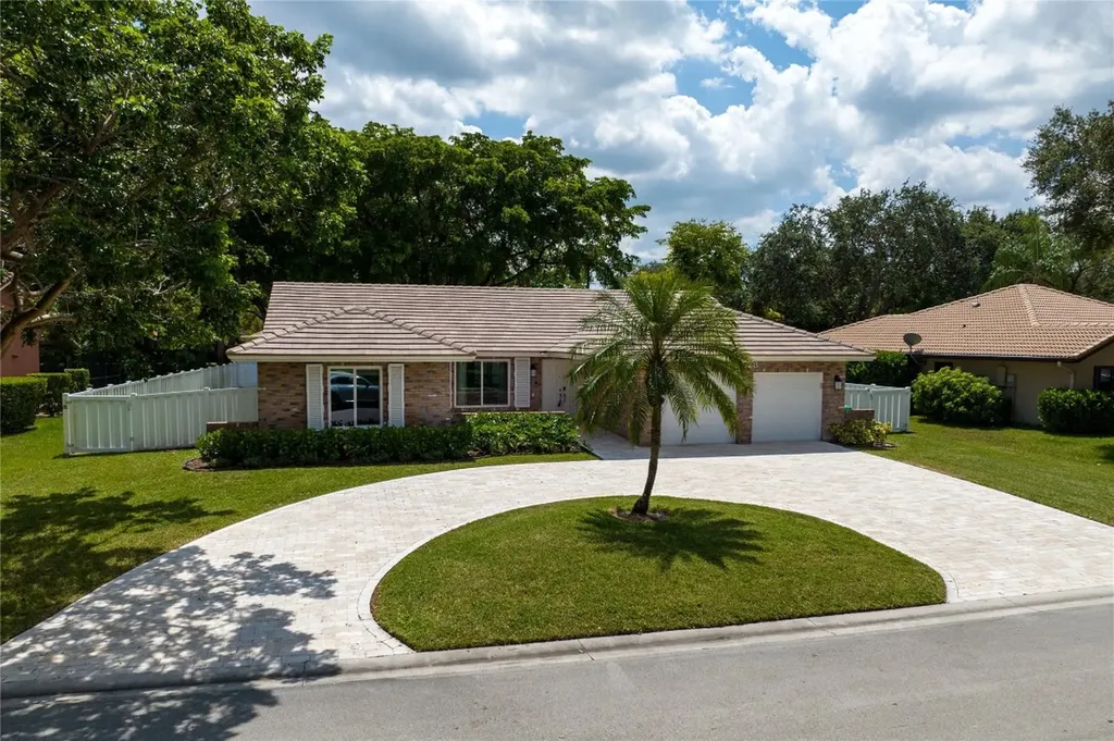 8828 NW 49th Drive Coral Springs FL 33067