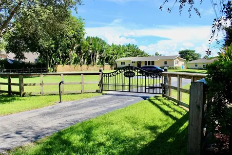 14450 SW 24th Street Davie FL 33325