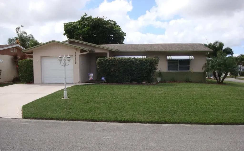 14315 Altocedro Drive Delray Beach FL 33484