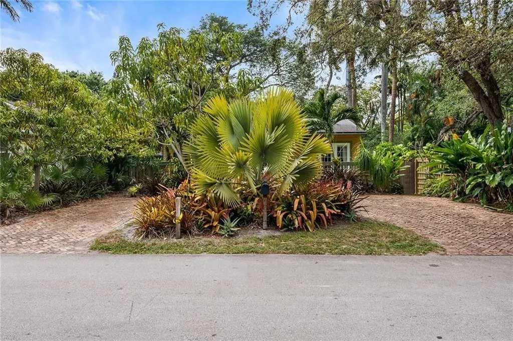 709 SW 12th Avenue Fort Lauderdale FL 33312