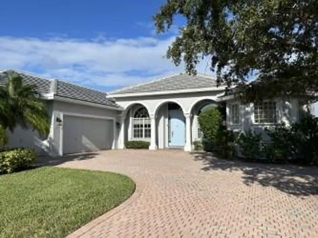 7058 SE Sleepy Hollow Lane Stuart FL 34997