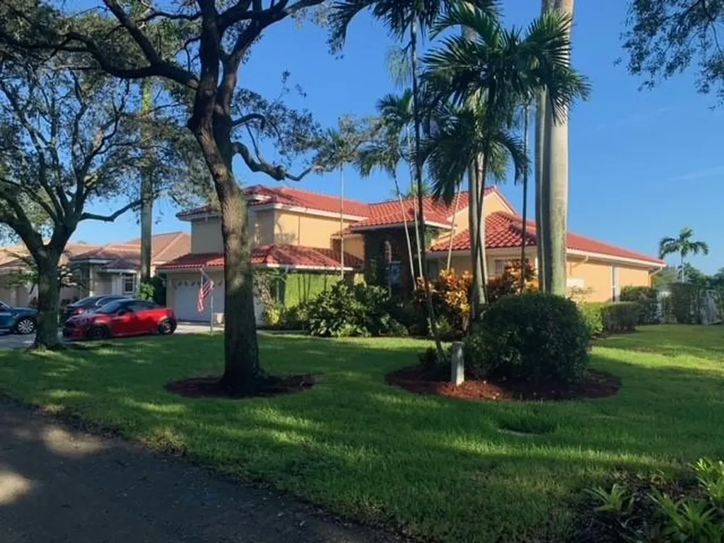 16387 Erie Place Davie FL 33331