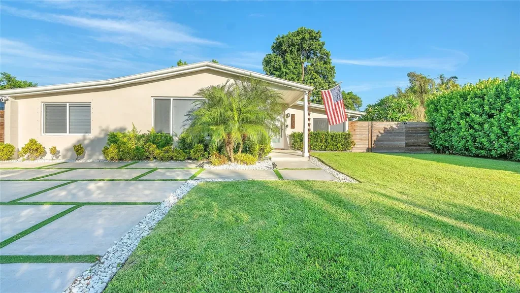 18681 Belview Drive Cutler Bay FL 33157