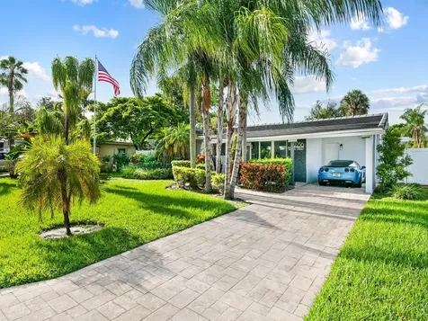 2256 SE 13th Street Pompano Beach FL 33062