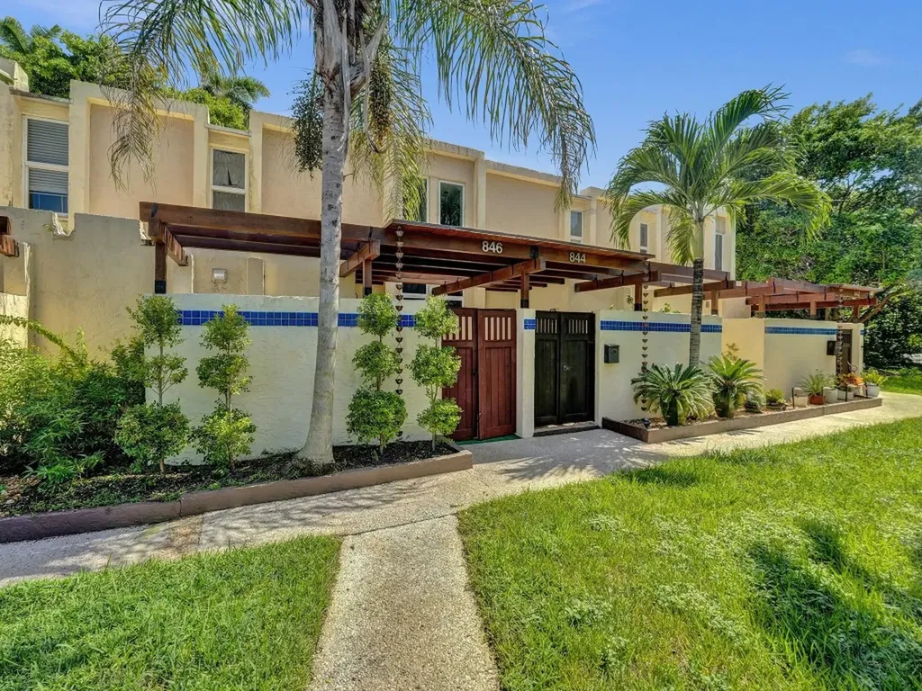 846 NE 20th Drive Wilton Manors FL 33305