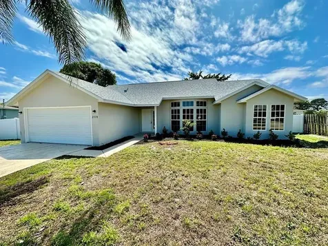2778 SW District Avenue Port St Lucie FL 34953