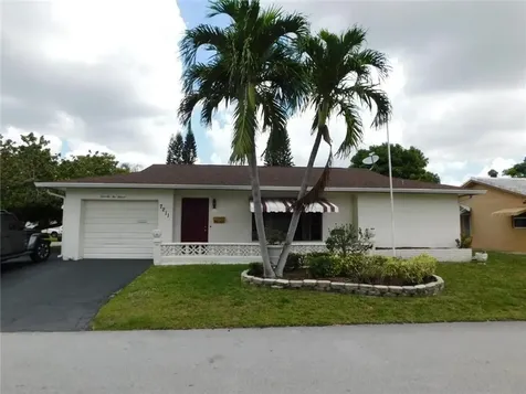 7211 NW 76th Court Tamarac FL 33321
