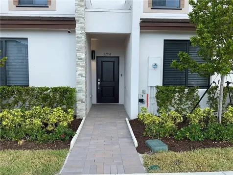 21108 NE 8th Avenue Miami FL 33179