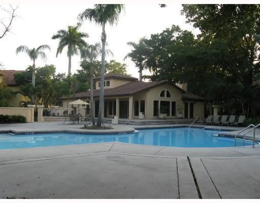 4341 W Mcnab Road Pompano Beach FL 33069