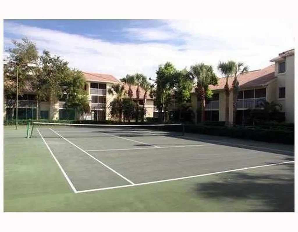 4341 W Mcnab Road Pompano Beach FL 33069