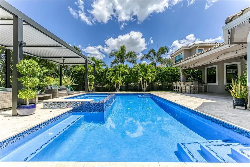 8181 Canopy Terrace Parkland FL 33076