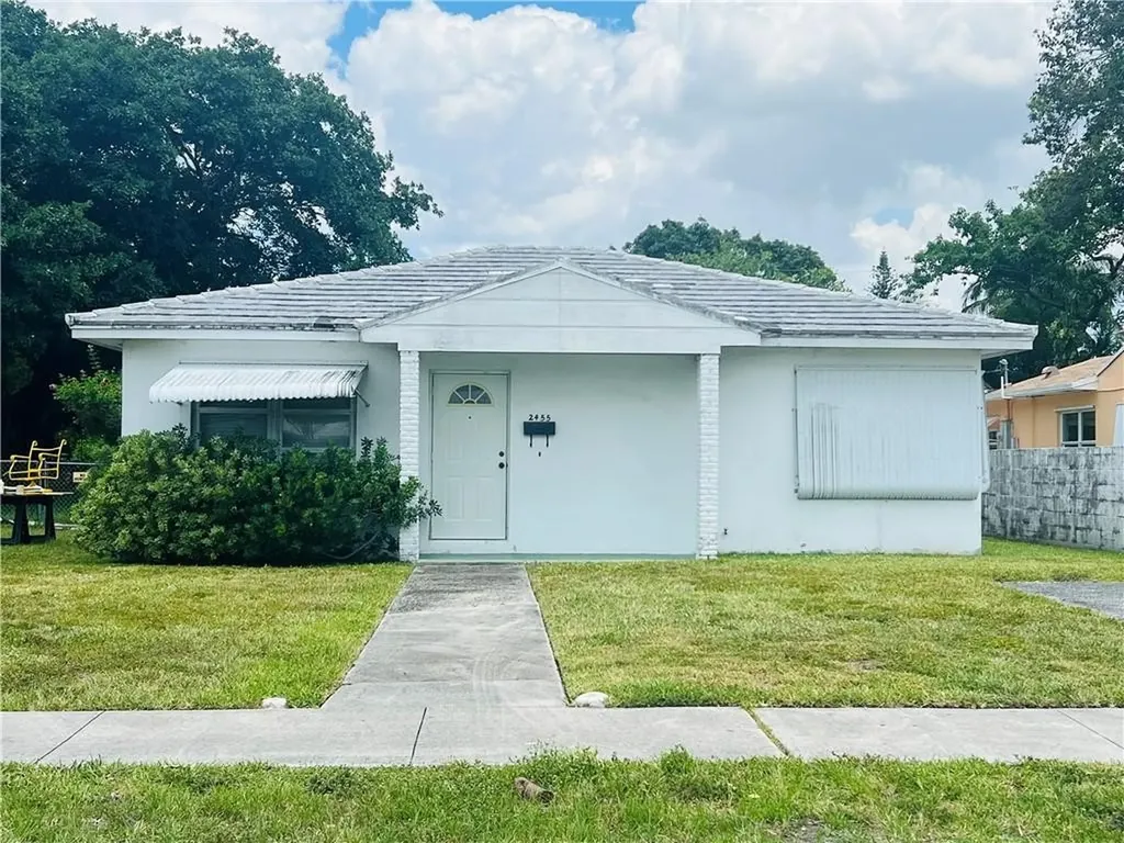 2455 Adams Street Hollywood FL 33020