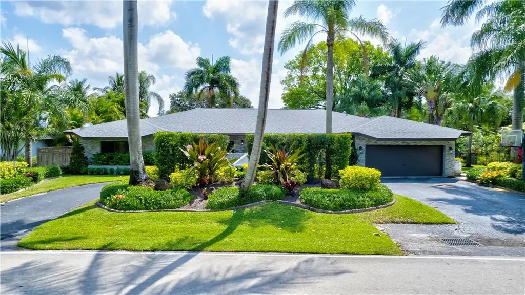 260 Torchwood Avenue Plantation FL 33324
