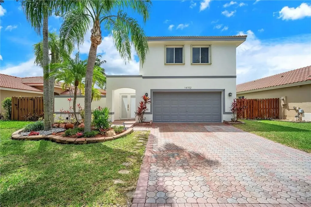14702 Vista Luna Drive Davie FL 33325