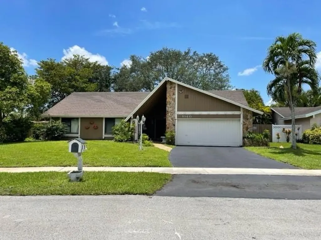 9160 NW 15th Street Plantation FL 33322