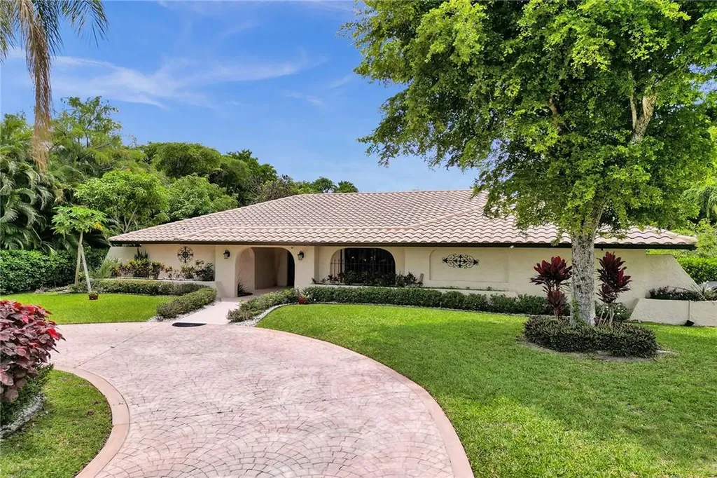 10400 SW 1st Court Coral Springs FL 33071