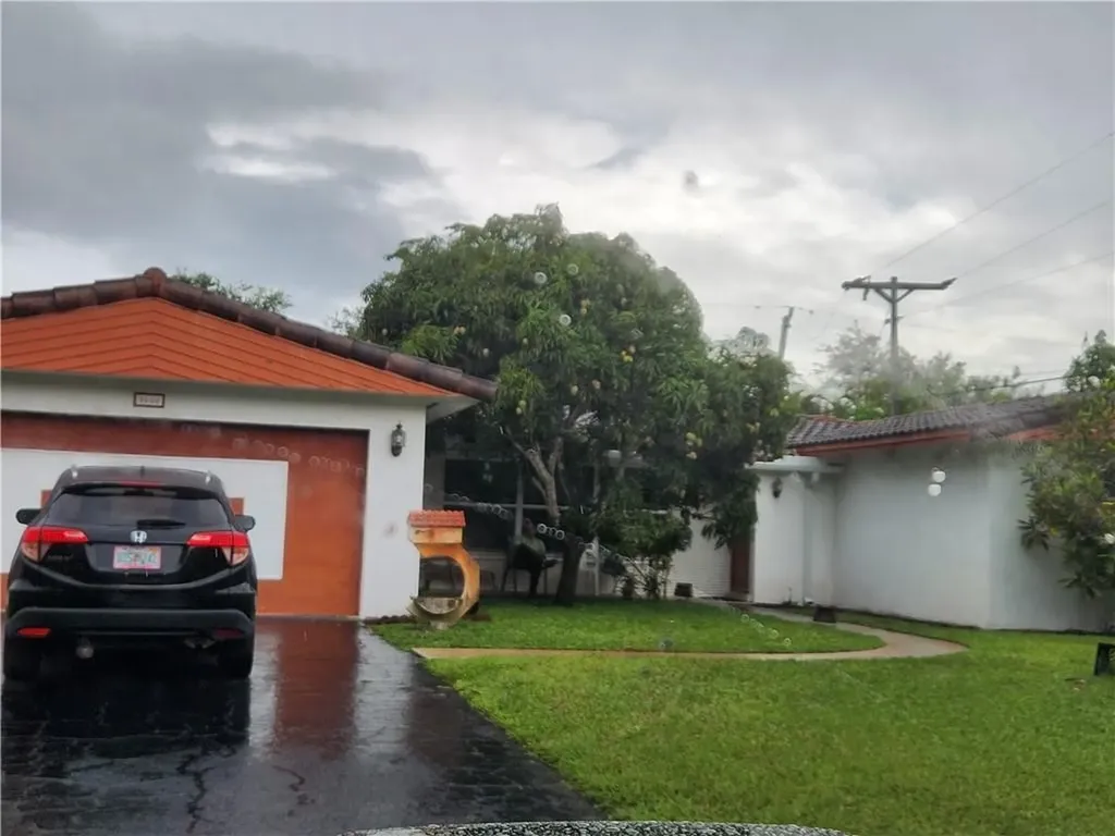 5660 SW 3rd Court Plantation FL 33317