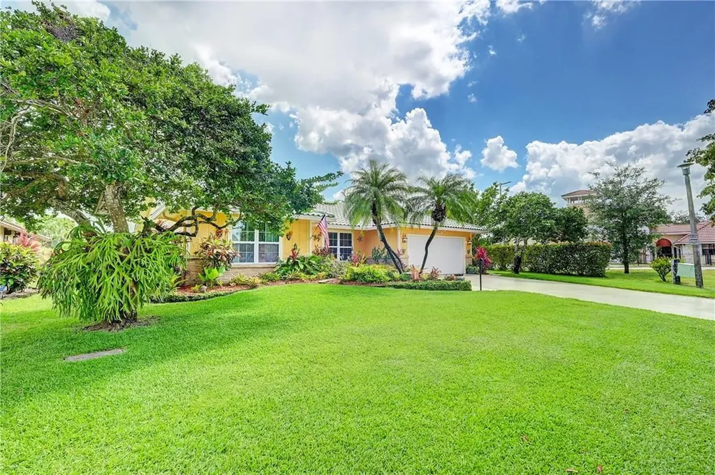 9480 NW 2nd Street Coral Springs FL 33071