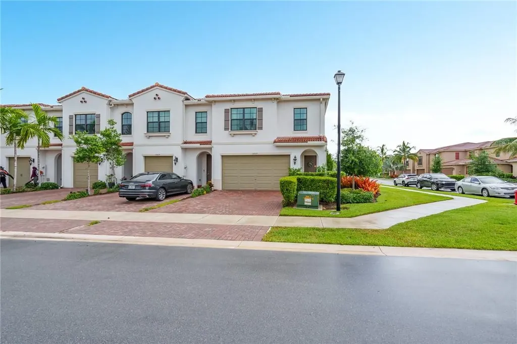 10015 Akenside Drive Boca Raton FL 33428