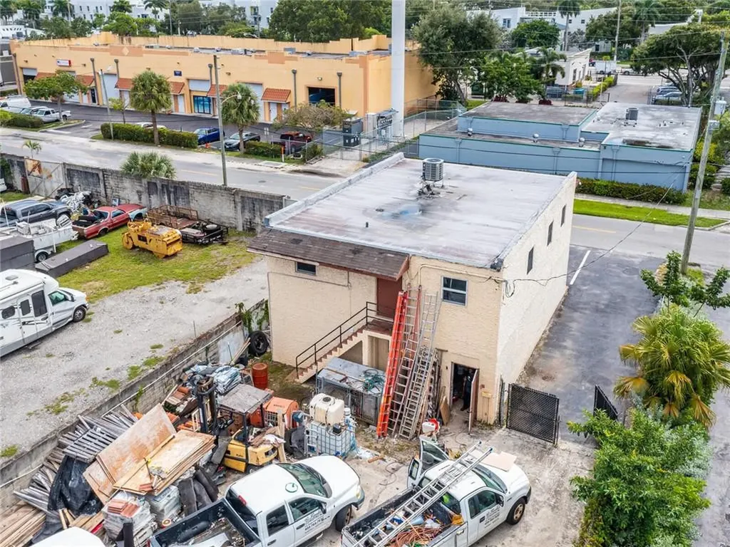 1021 NW 1st Street Fort Lauderdale FL 33311