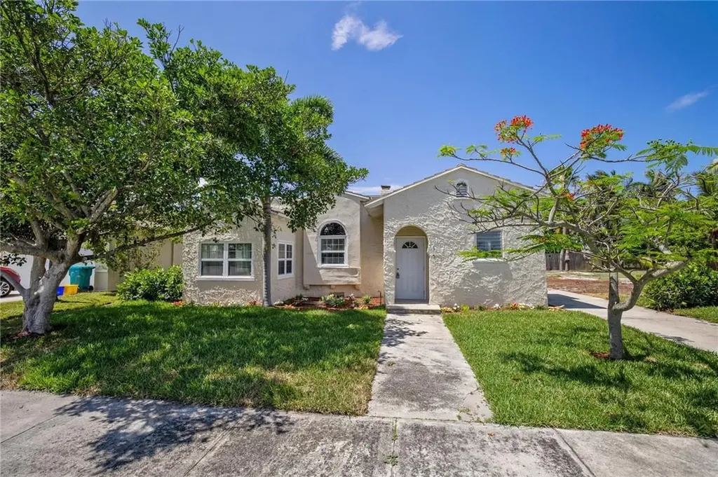 115 SE 3rd Avenue Boynton Beach FL 33435