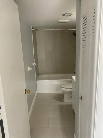 4166 Inverrary Drive Lauderhill FL 33319