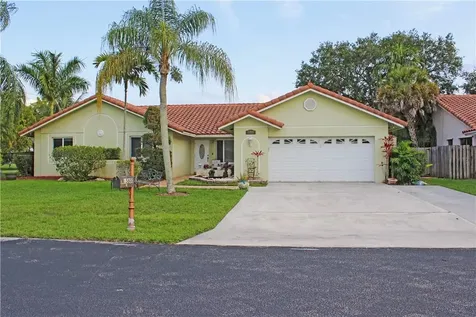 15800 Surrey Circle Davie FL 33331
