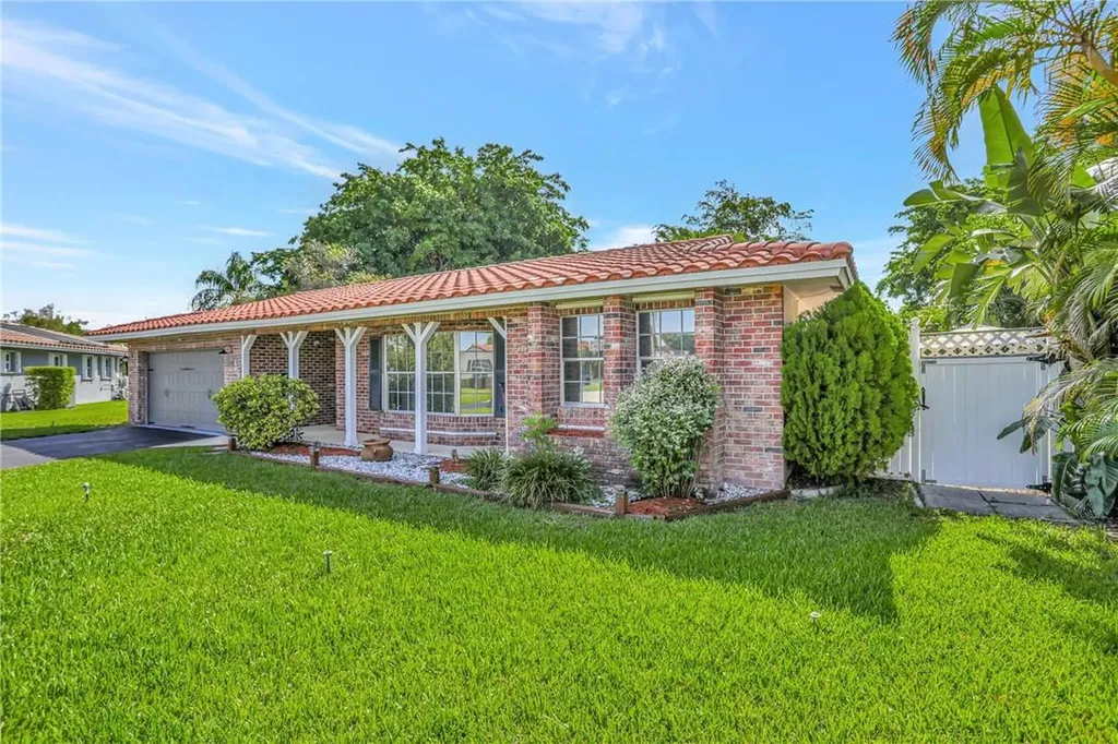 10820 NW 37th Court Coral Springs FL 33065