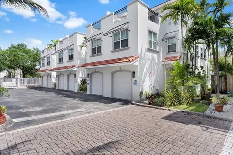 748 NE 7th Avenue Fort Lauderdale FL 33304