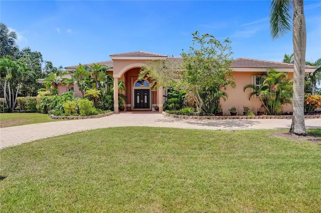 11350 NW 7th Street Plantation FL 33325