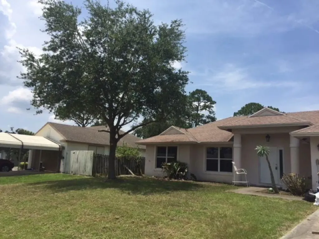 1331 SW Sudder Avenue Port St Lucie FL 34953